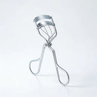 best eyelash curler for short lashes