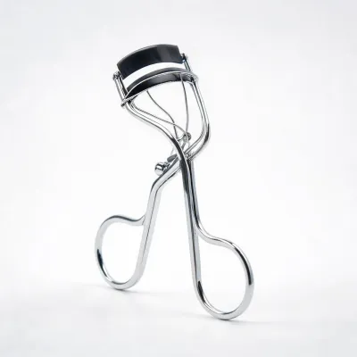 eyelash curler for short lashes